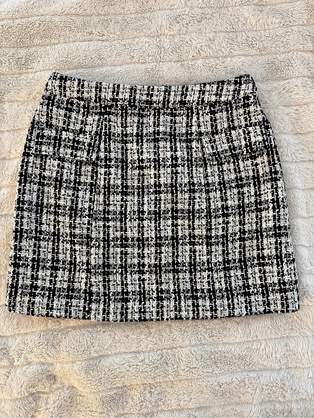 Forever 21 Mint Checkered Mini Skirt in Black & White Like New